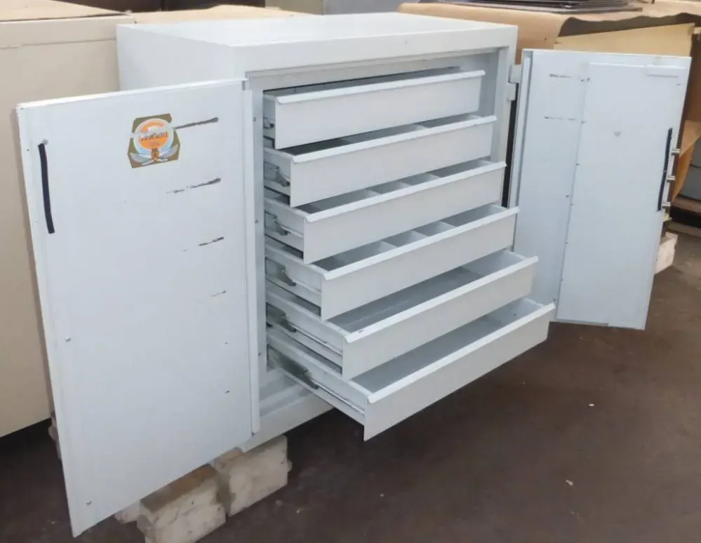 CONFORTI 2 portes, H 1m00 2